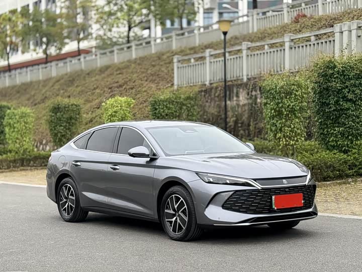 Фото 3 - BYD Qin L