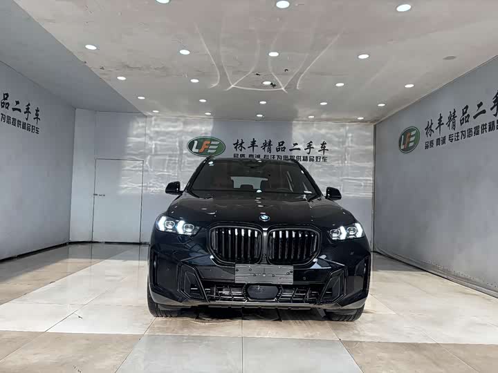Фото 2 - BMW X5