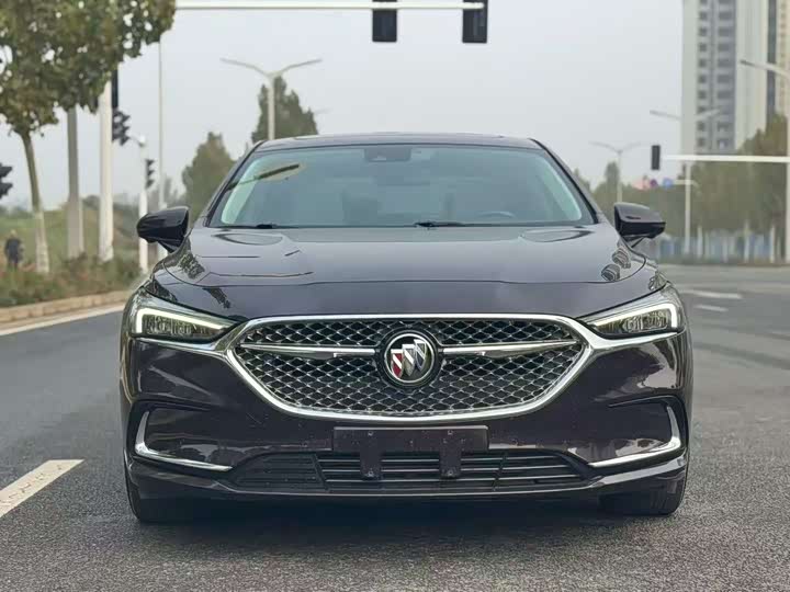 Фото 2 - Buick LaCrosse