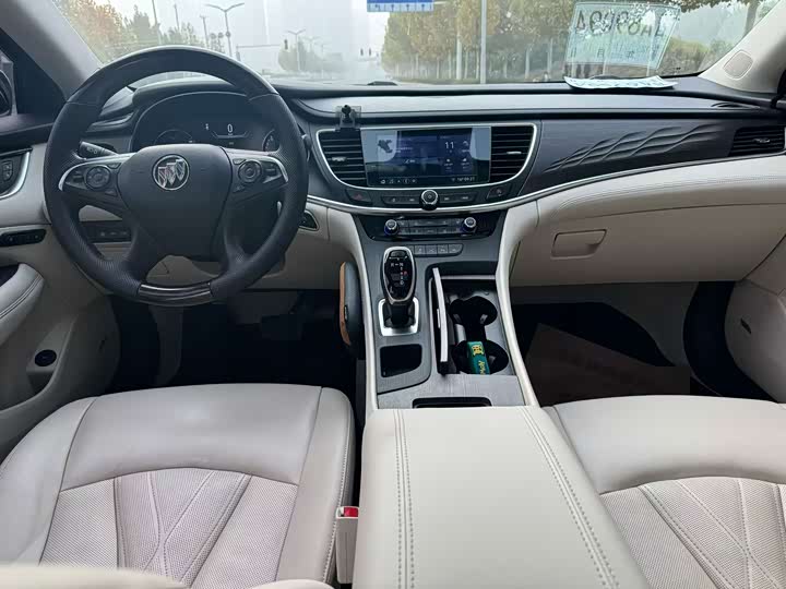 Фото 5 - Buick LaCrosse