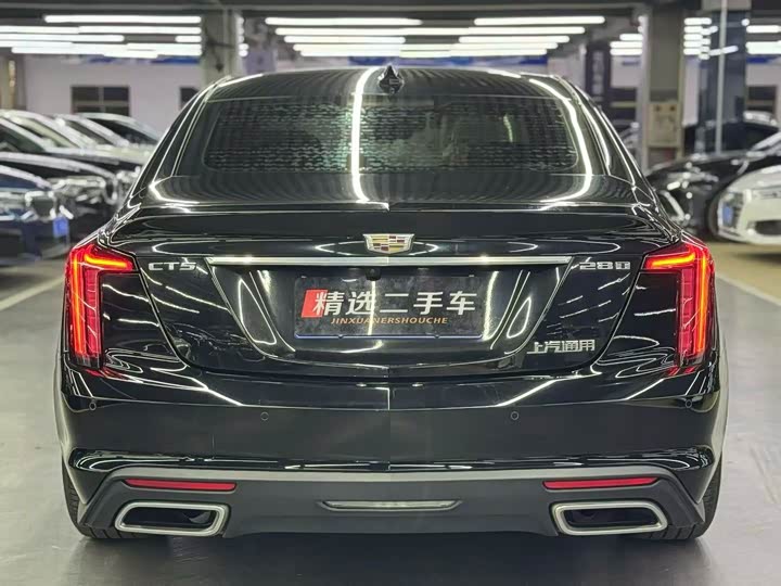 Фото 8 - Cadillac CT5