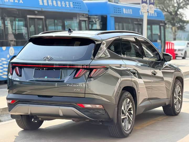 Фото 9 - Hyundai Tucson L