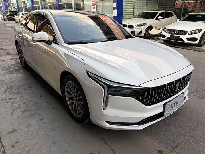 Фото 3 - Bestune B70