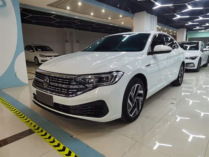 Фото 2 - Volkswagen Sagitar L