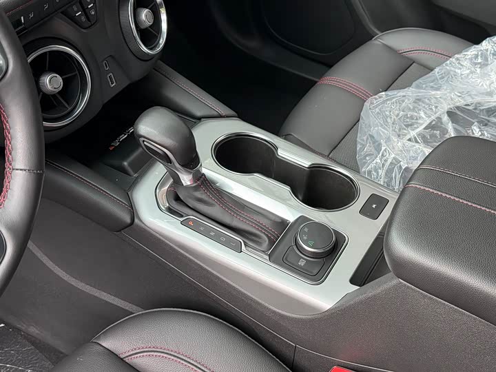 Фото 7 - Chevrolet Blazer