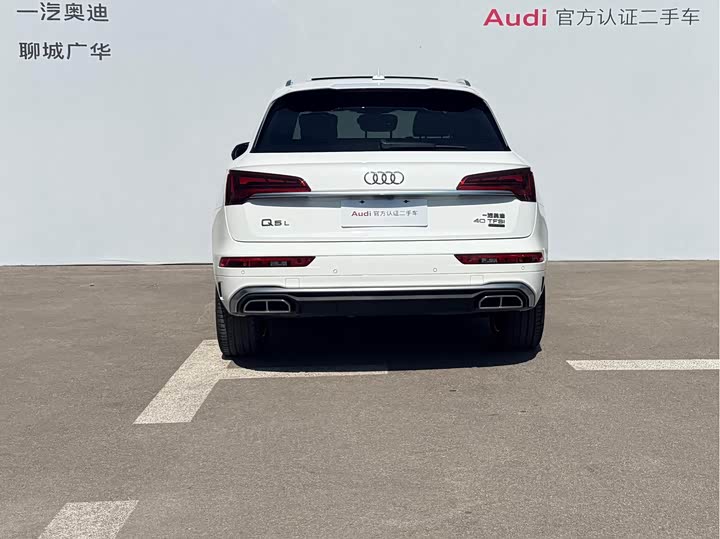Фото 5 - Audi Q5L
