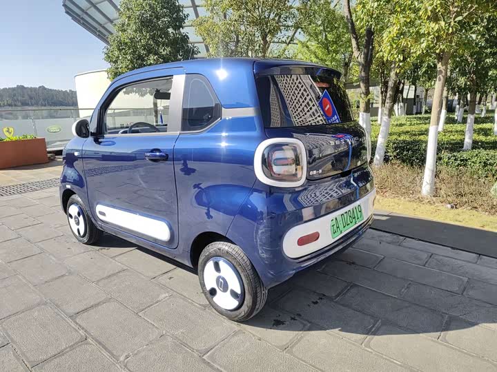 Фото 5 - Bestune Pony