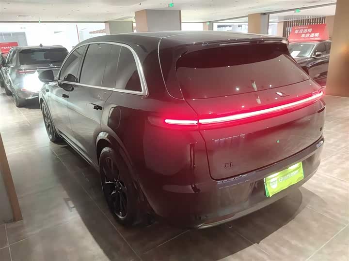 Фото 5 - LiXiang L7