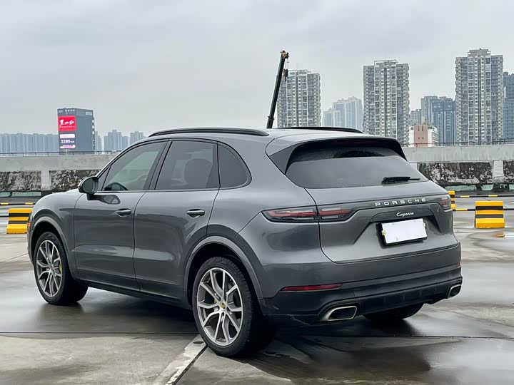 Фото 7 - Porsche Cayenne