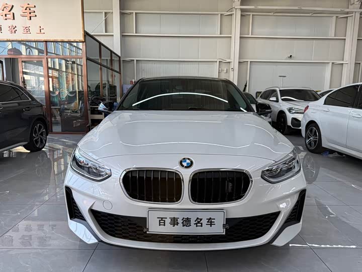 Фото 2 - BMW 1 Series