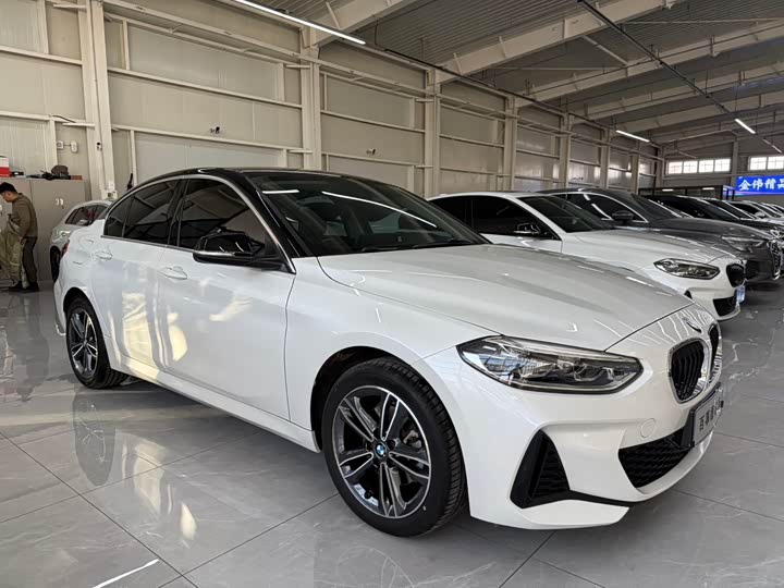 Фото 3 - BMW 1 Series