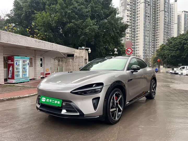 Фото 2 - Xiaomi YU7