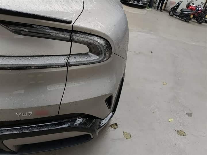 Фото 8 - Xiaomi YU7