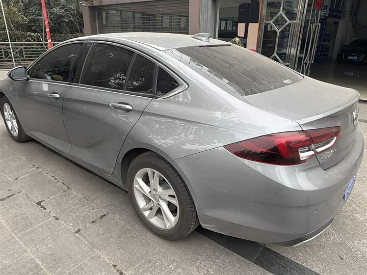 Фото 4 - Buick Regal