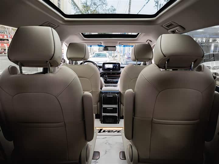 Фото 5 - Buick GL8 ES