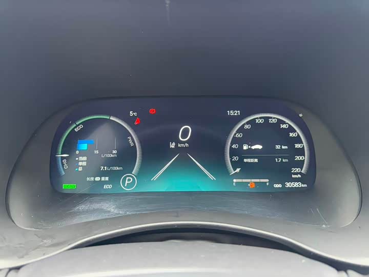 Фото 7 - Toyota Crown Kluger