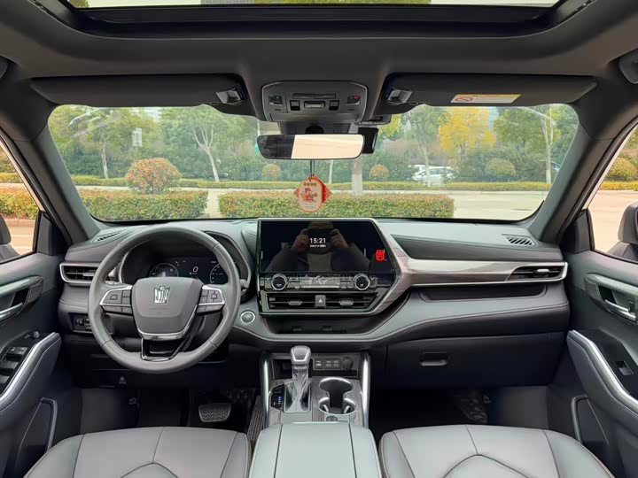 Фото 8 - Toyota Crown Kluger