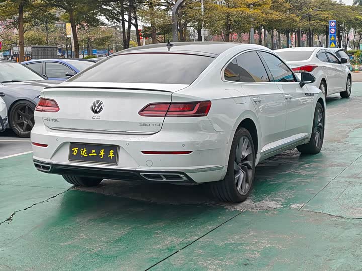 Фото 4 - Volkswagen CC
