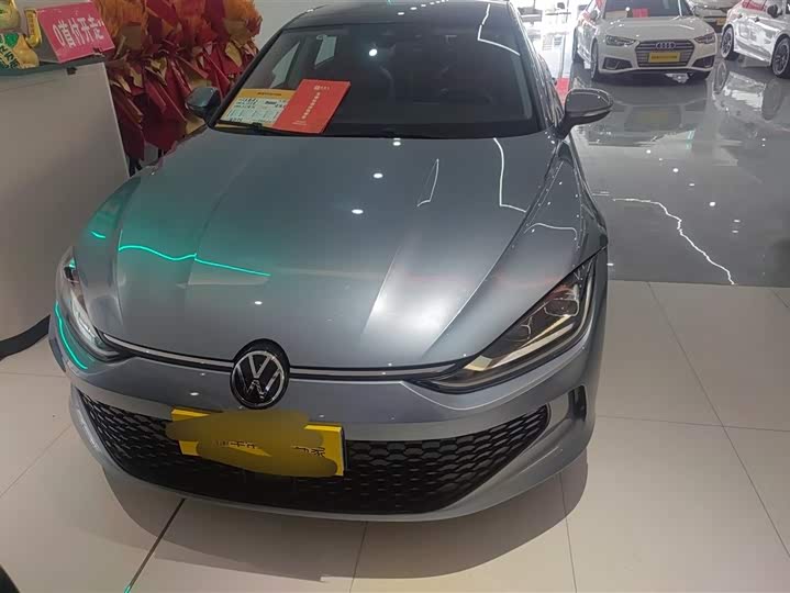 Фото 2 - Volkswagen Lamando L