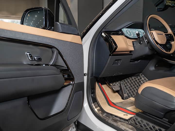 Фото 9 - Land Rover Range Rover Sport