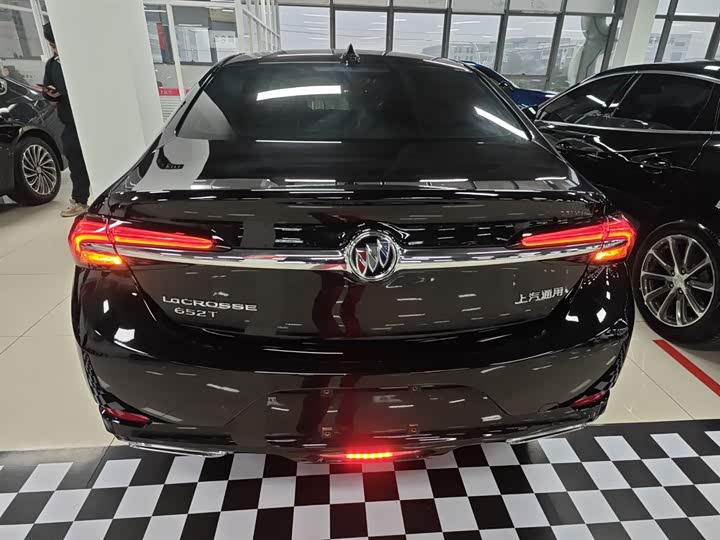 Фото 6 - Buick LaCrosse