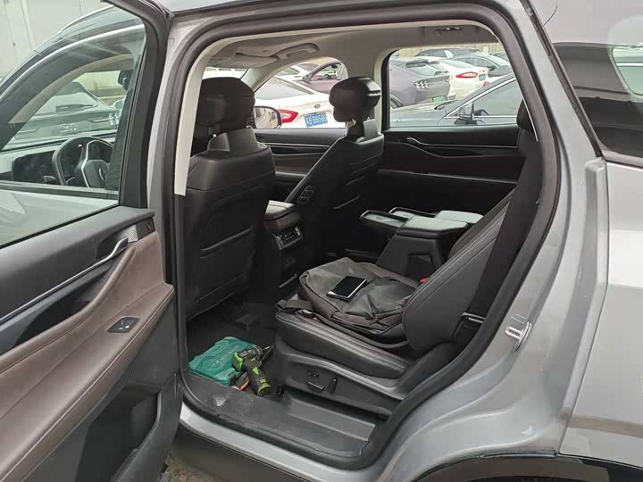 Фото 6 - Ford Edge