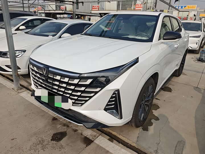 Фото 1 - Changan UNI-Z Hybrid