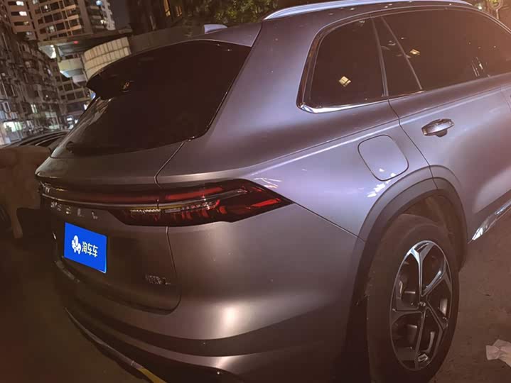 Фото 3 - Geely Monjaro