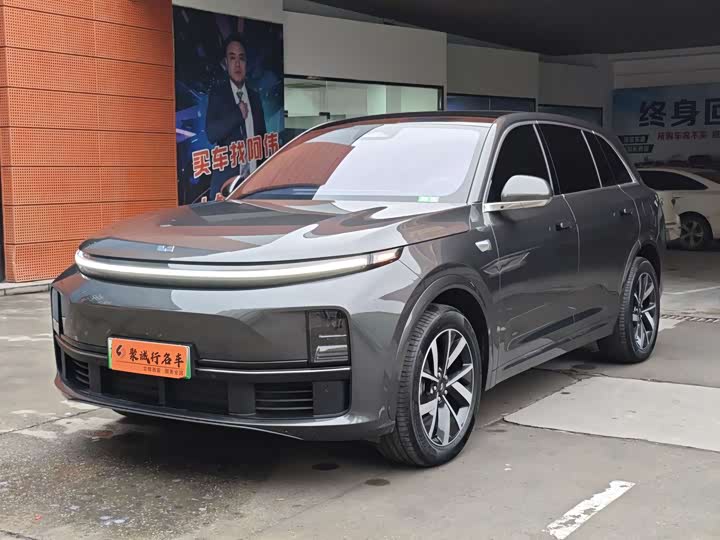 Фото 1 - LiXiang L7