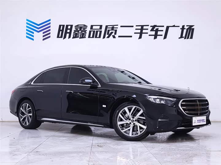 Photo 5 - Mercedes-Benz E-Class