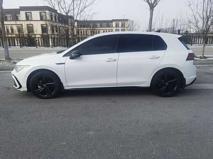 Фото 4 - Volkswagen Golf