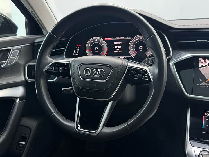 Фото 9 - Audi A6L