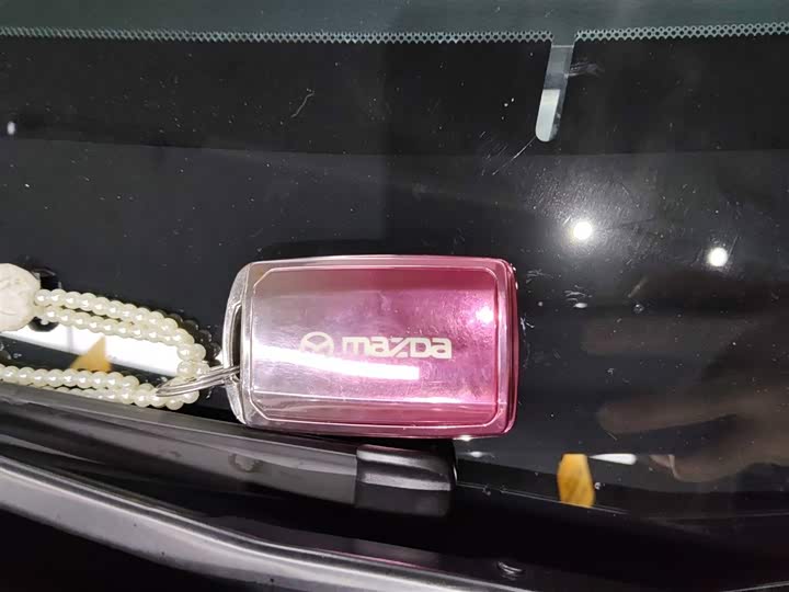 Фото 9 - Mazda 3 (Axela)