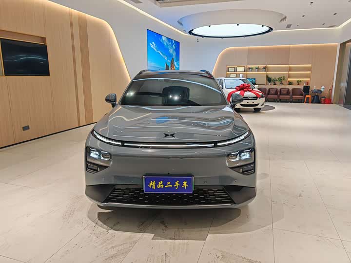 Фото 2 - XPeng G9