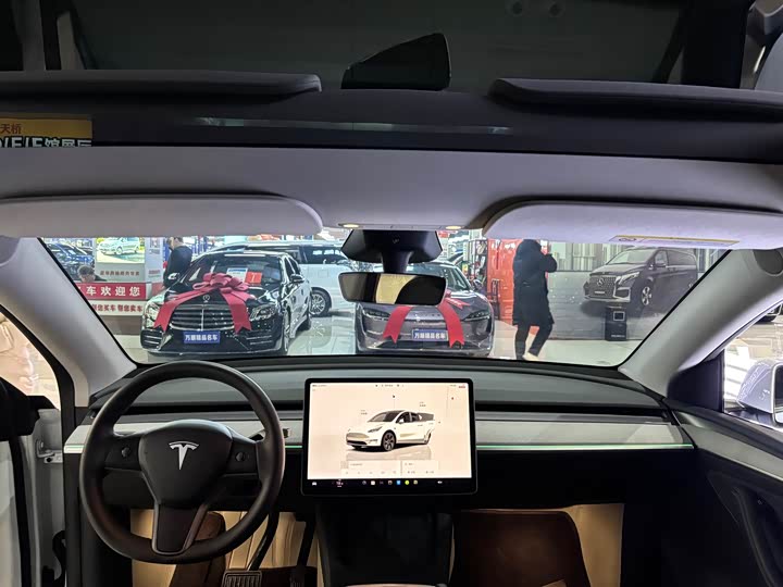 Фото 7 - Tesla Model Y