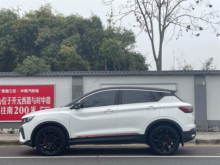 Фото 7 - Geely Coolray