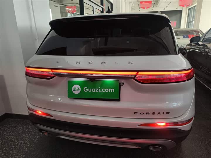 Фото 6 - Lincoln Corsair
