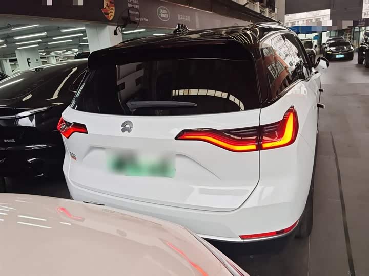 Фото 6 - Nio ES8