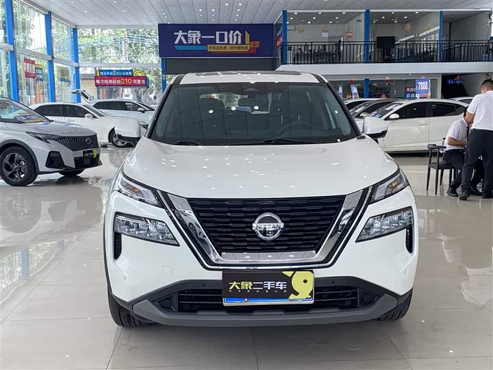 Фото 2 - Nissan X-Trail