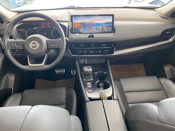 Фото 9 - Nissan X-Trail