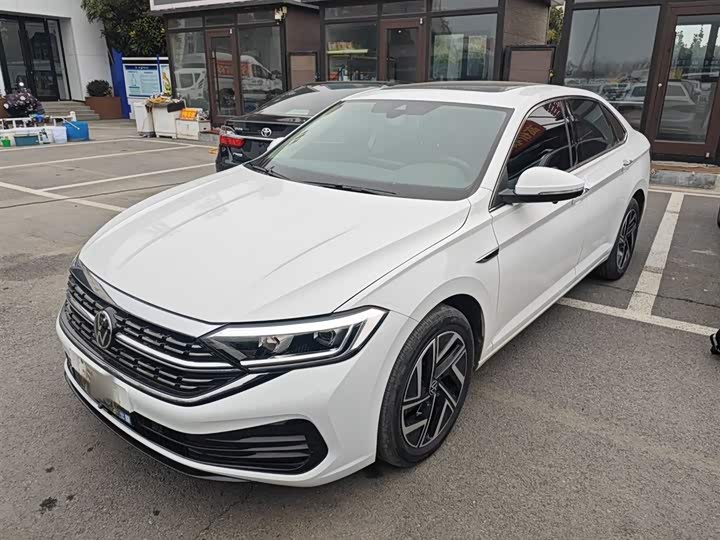 Фото 2 - Volkswagen Sagitar L