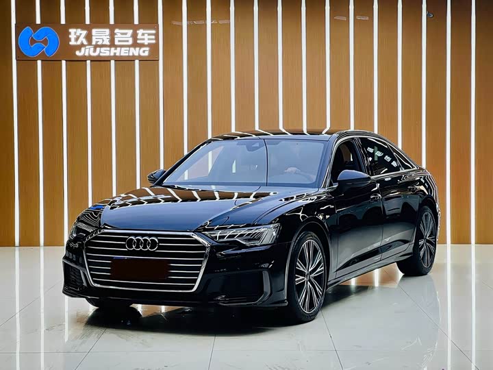 Фото 1 - Audi A6L