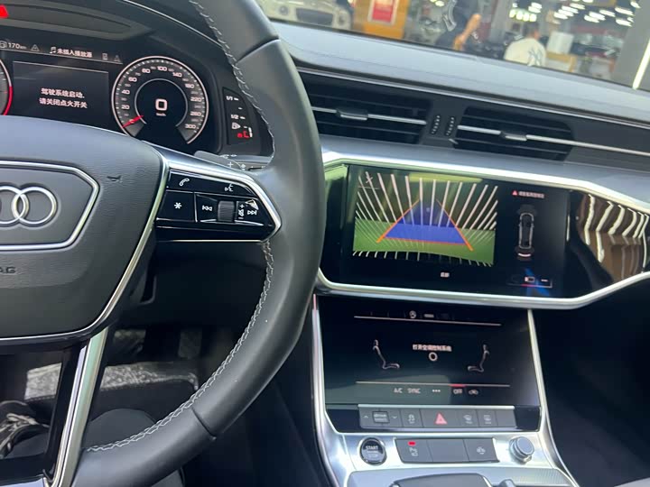 Фото 7 - Audi A6L