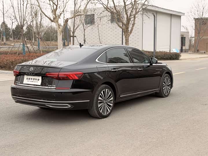 Фото 4 - Volkswagen Passat