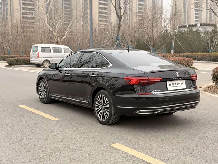 Фото 6 - Volkswagen Passat