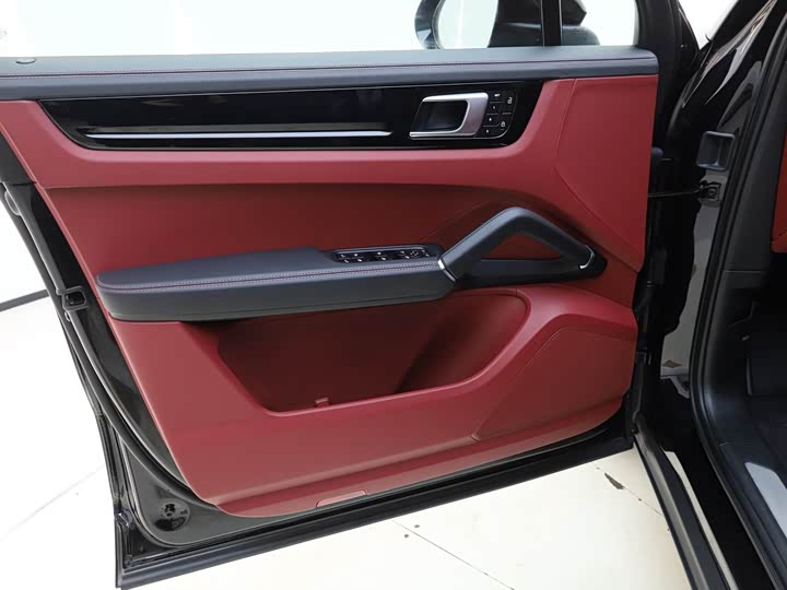 Фото 4 - Porsche Cayenne