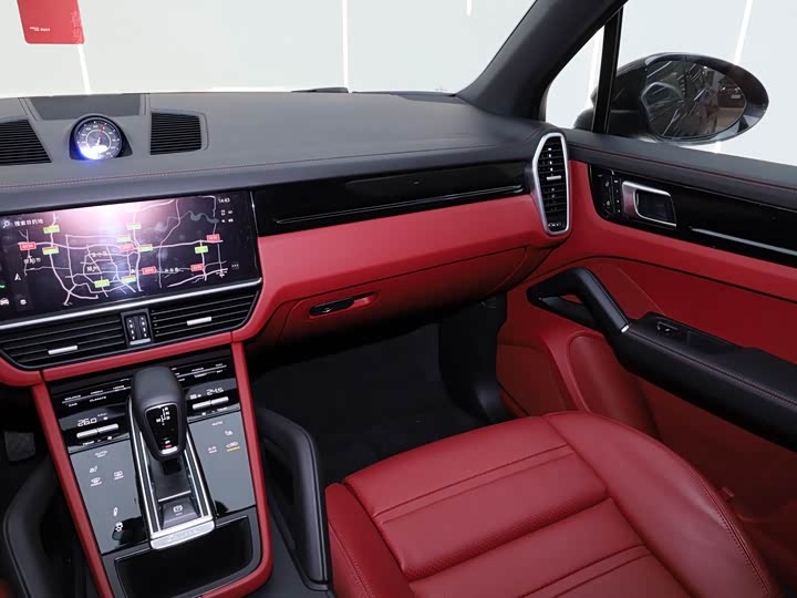 Фото 7 - Porsche Cayenne