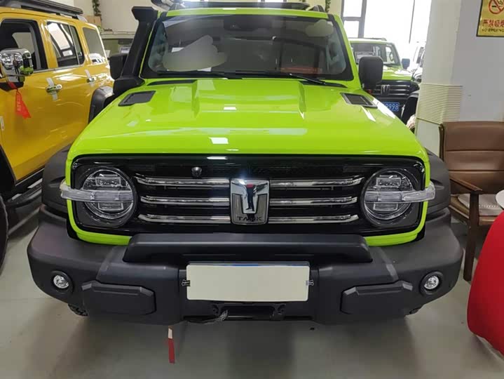 Фото 2 - Tank 300