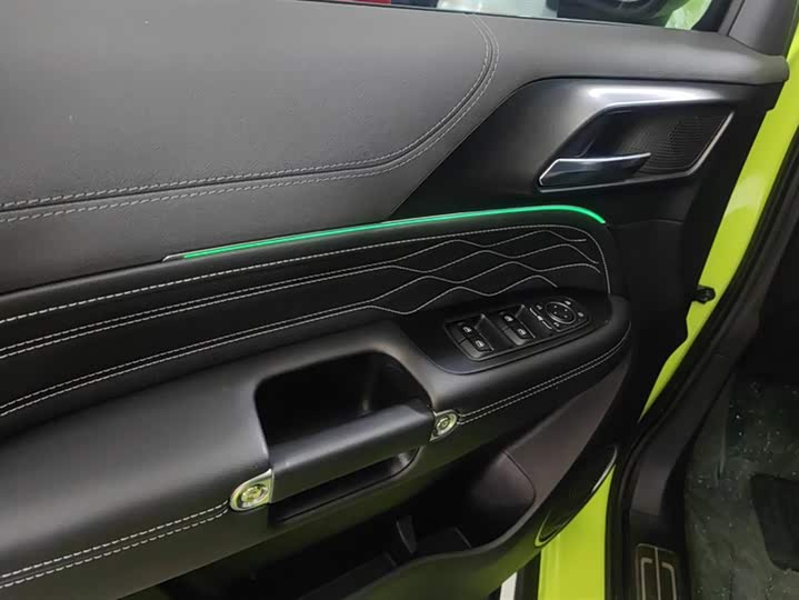 Фото 7 - Tank 300