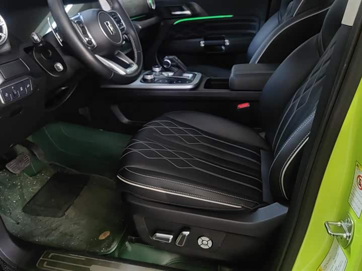 Фото 9 - Tank 300